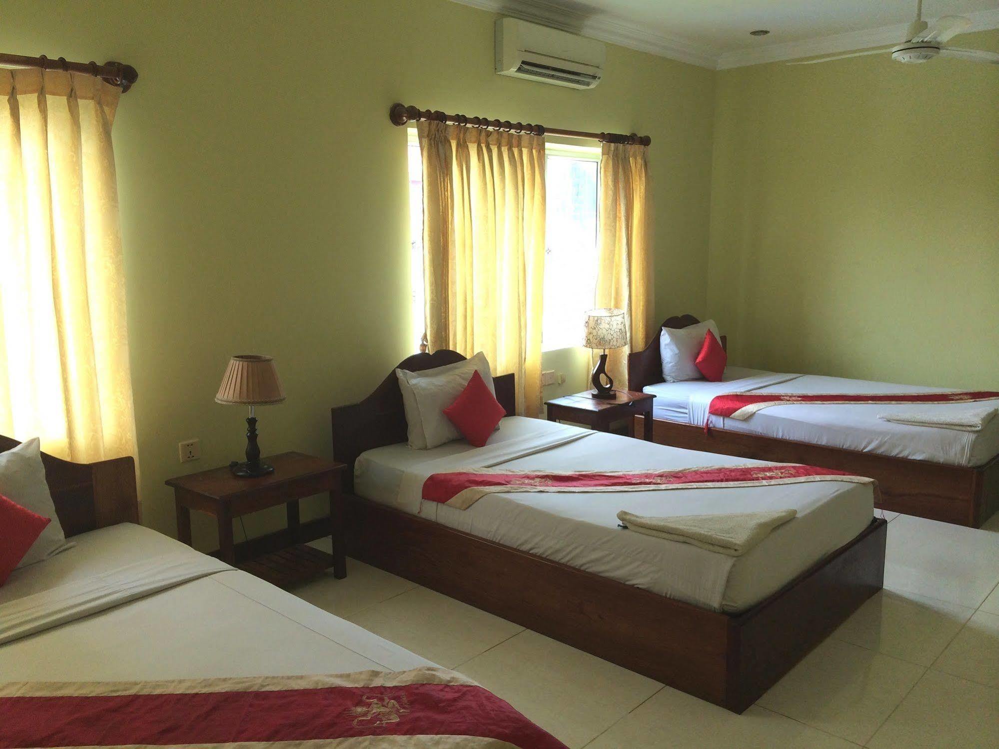 Side Walk Hotel Siem Reap Exterior foto